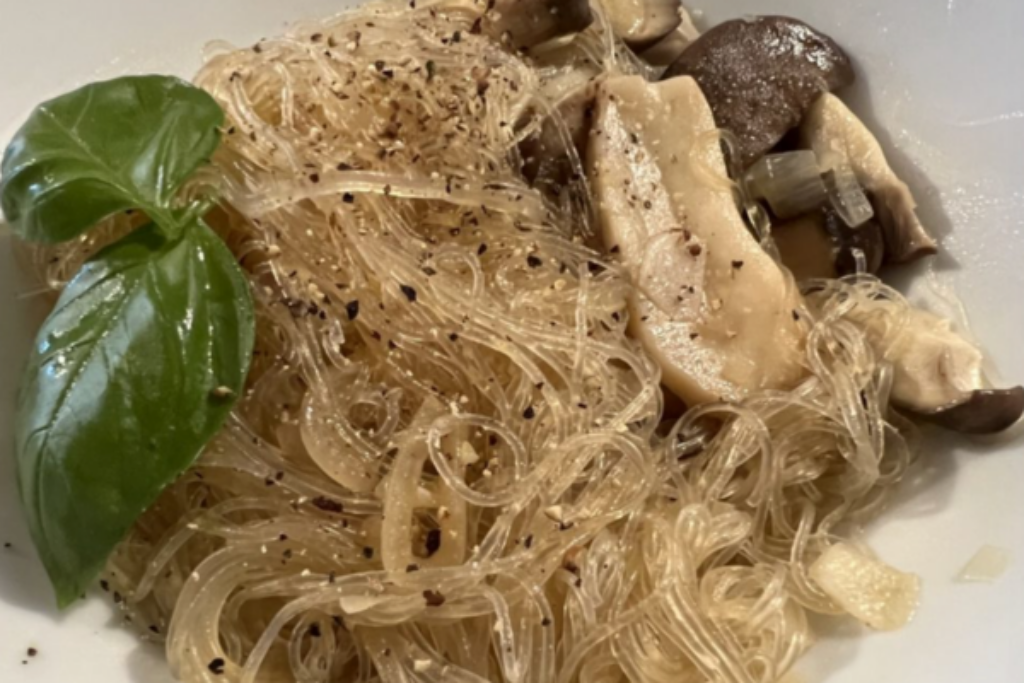 Fried Glass Noodle With Black Pepper